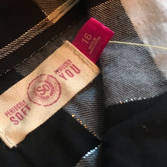 Girls buffalo plaid shirt Size 16 NWT - Picture 3 of 7